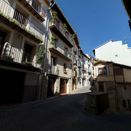 Vinatea Suites Morella Bagian luar foto